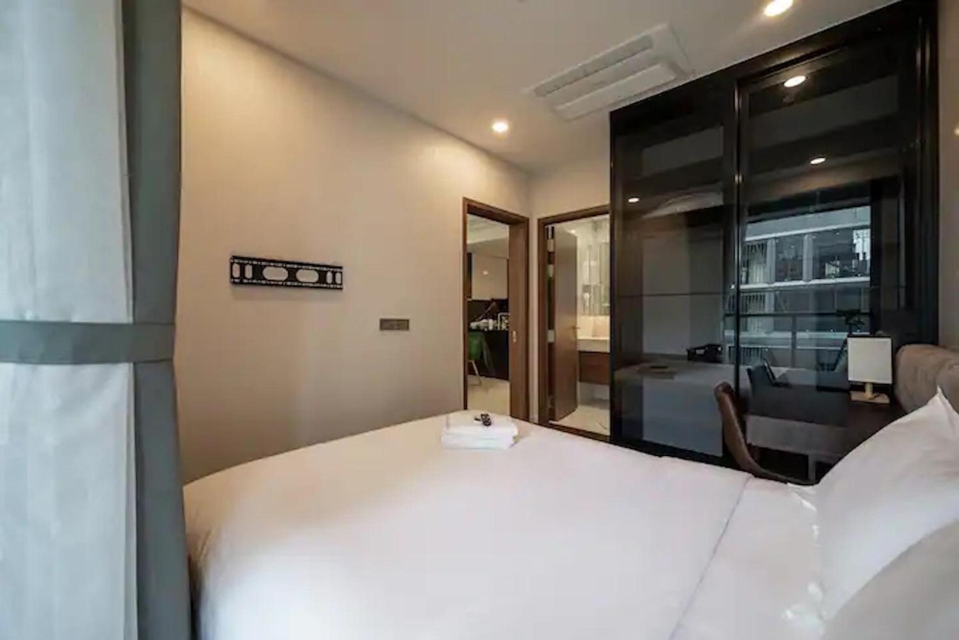 The Metropole -Complex "Opera, Crest, Galleria " -Free Pool-Gym-Sauna Room-Yoga Room Ho-Chi-Minh-Stadt Exterior foto