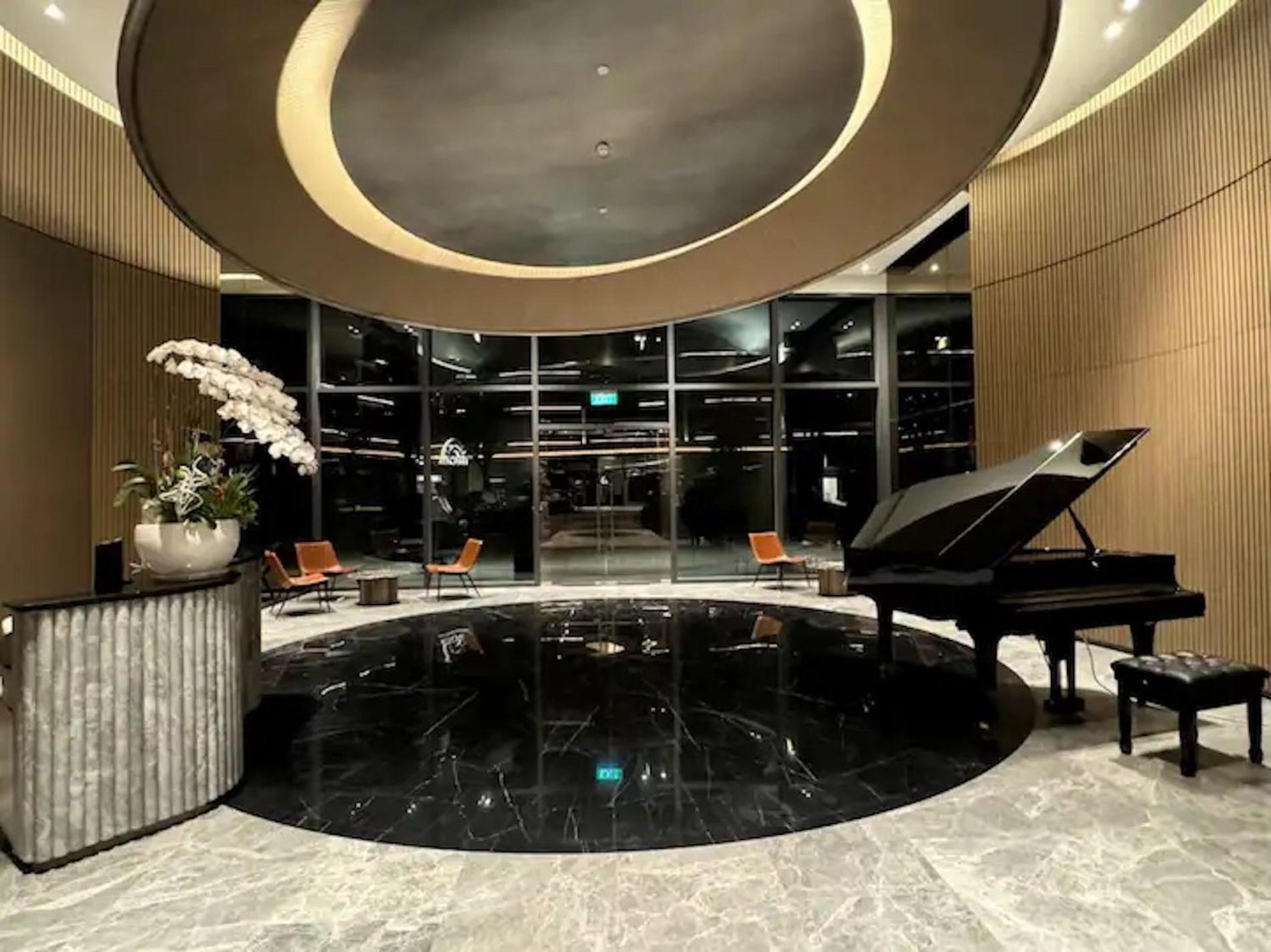 The Metropole -Complex "Opera, Crest, Galleria " -Free Pool-Gym-Sauna Room-Yoga Room Ho-Chi-Minh-Stadt Exterior foto